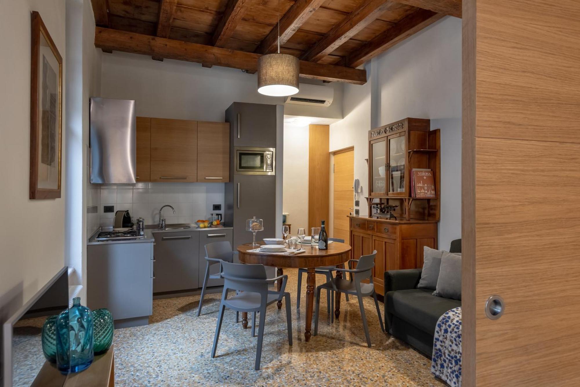 Residenza Roccamaggiore Verona Exterior photo